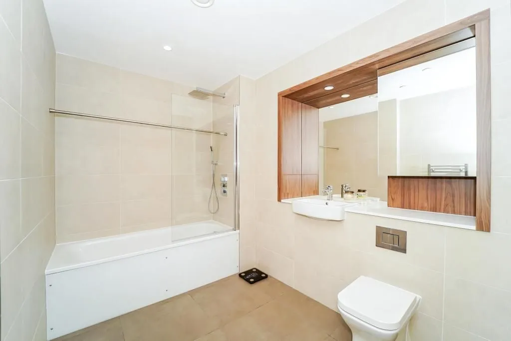 Merrick Road, Southall, Middlesex, UB2 4WS - Online Auctions