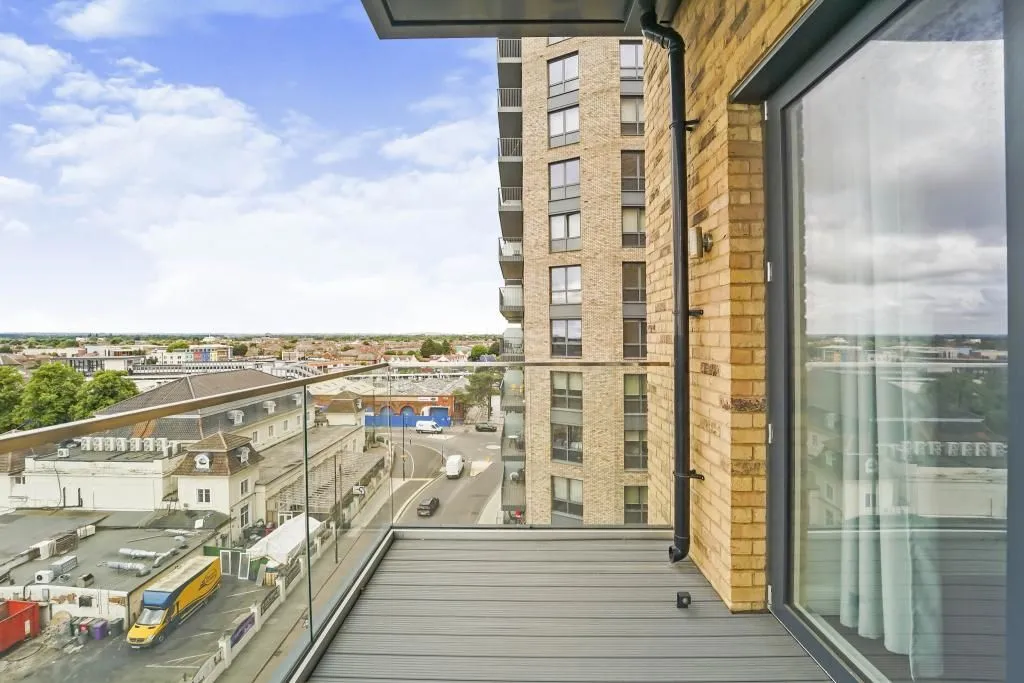 Merrick Road, Southall, Middlesex, UB2 4WS - Online Auctions