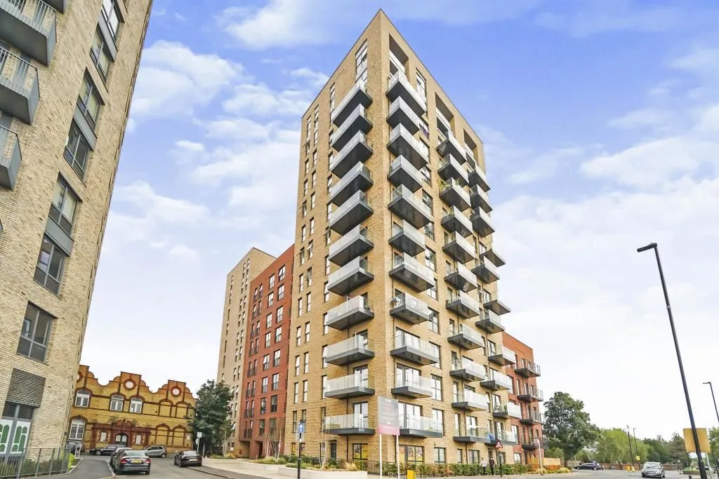 Merrick Road, Southall, Middlesex, UB2 4WS - Online Auctions