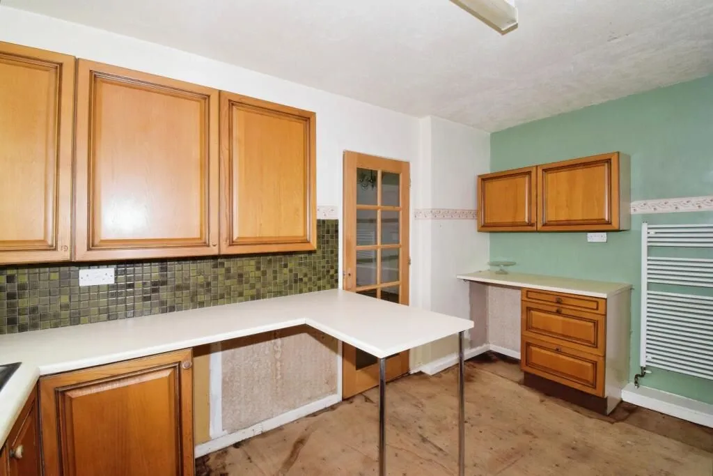 Fleckney, Leicester, Leicestershire, LE8 8BH - Online Auctions