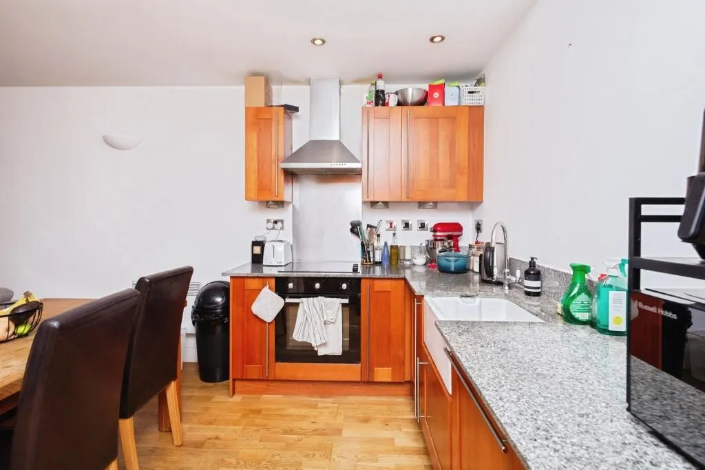 1 Isaac Way, Manchester, Lancashire, M4 7EE - Online Auctions