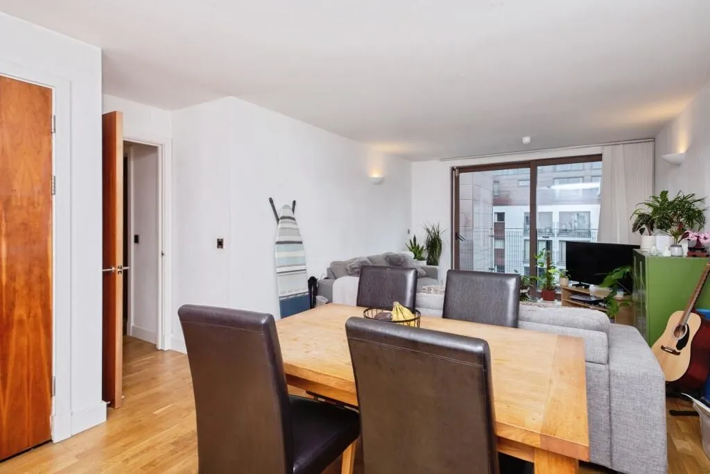 1 Isaac Way, Manchester, Lancashire, M4 7EE - Online Auctions