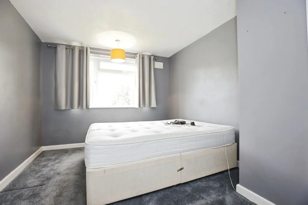 Coventry, West Midlands, CV2 2AZ - Online Auctions