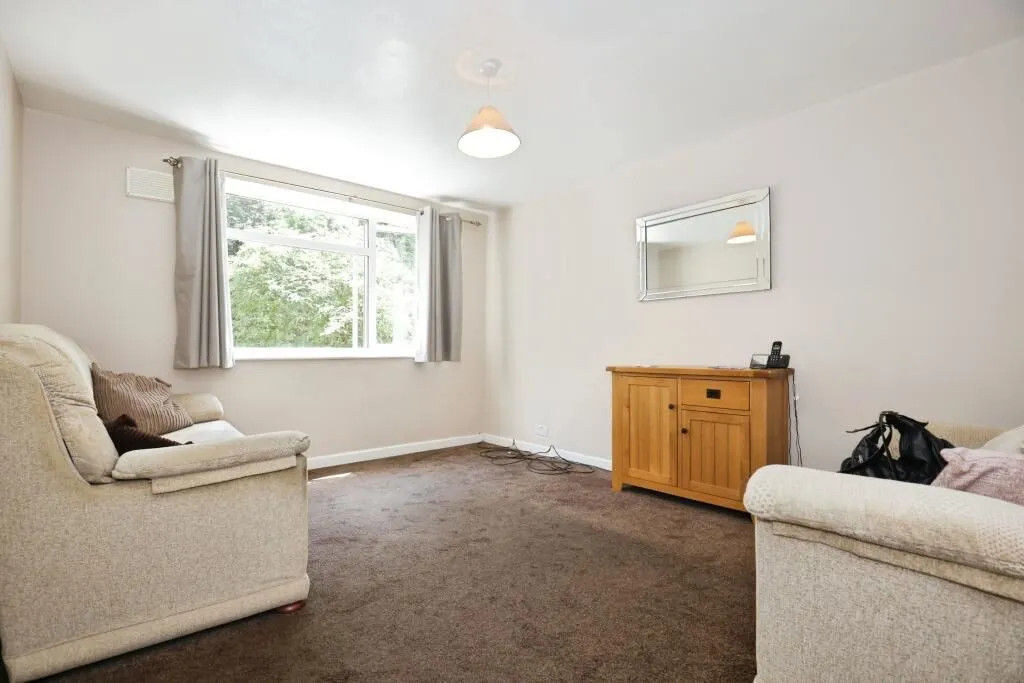 Coventry, West Midlands, CV2 2AZ - Online Auctions