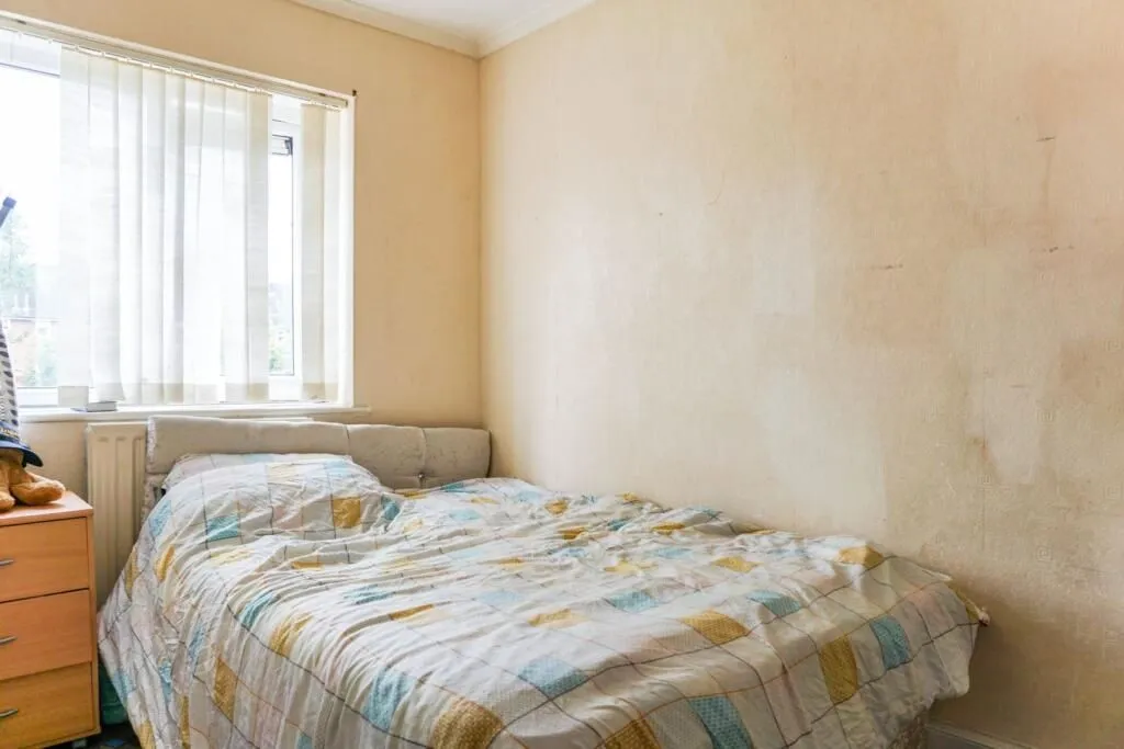 27 Bucknall Crescent, Birmingham, West Midlands, B32 4AW - Online Auctions