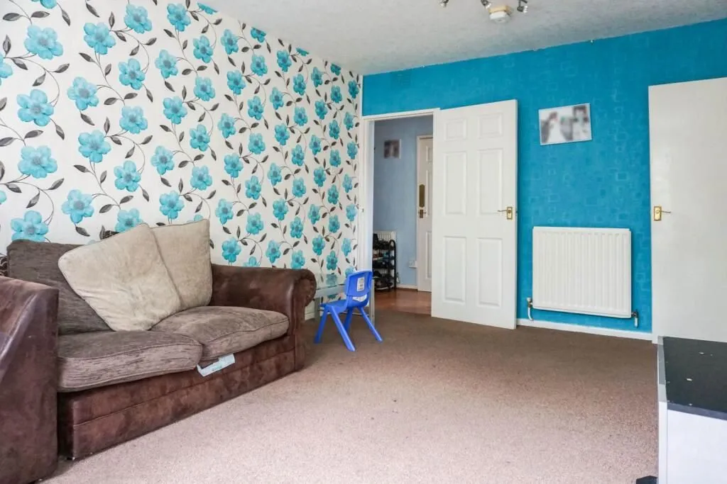 27 Bucknall Crescent, Birmingham, West Midlands, B32 4AW - Online Auctions
