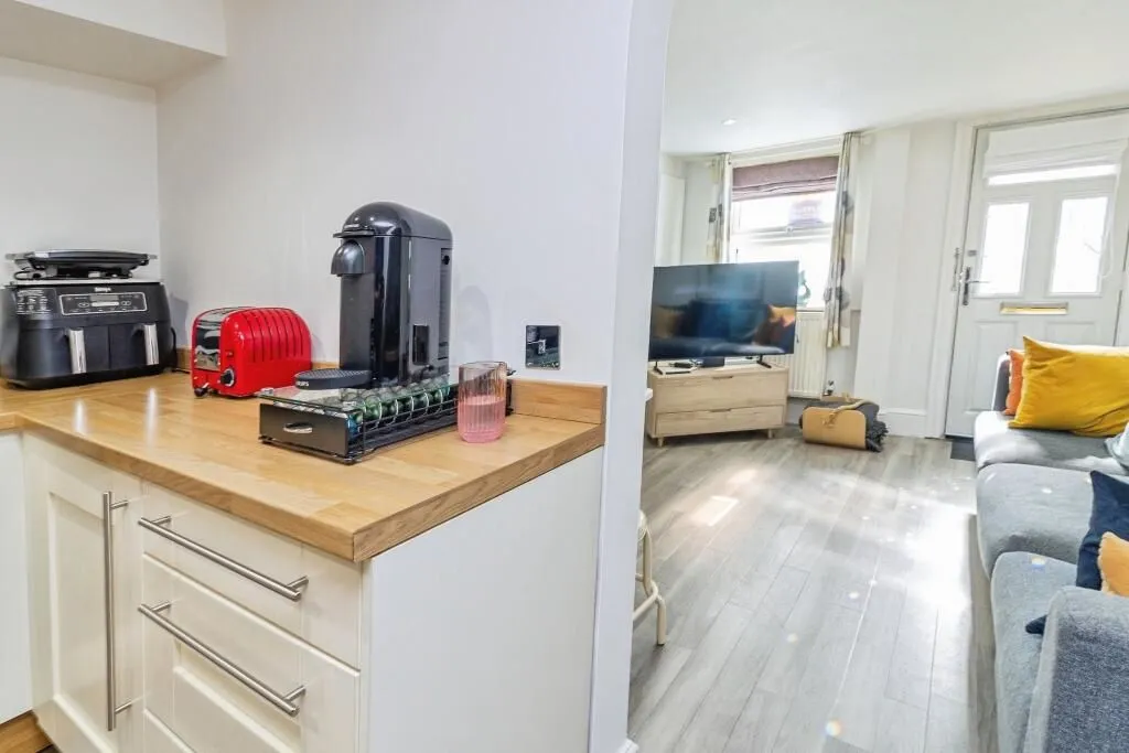 Toddington, Dunstable, Bedfordshire, LU5 6DE - Online Auctions