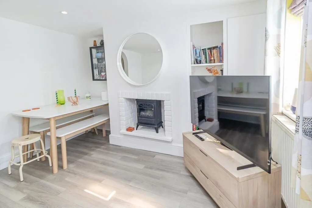 Toddington, Dunstable, Bedfordshire, LU5 6DE - Online Auctions