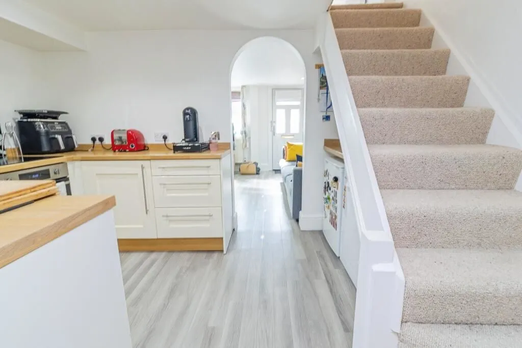 Toddington, Dunstable, Bedfordshire, LU5 6DE - Online Auctions