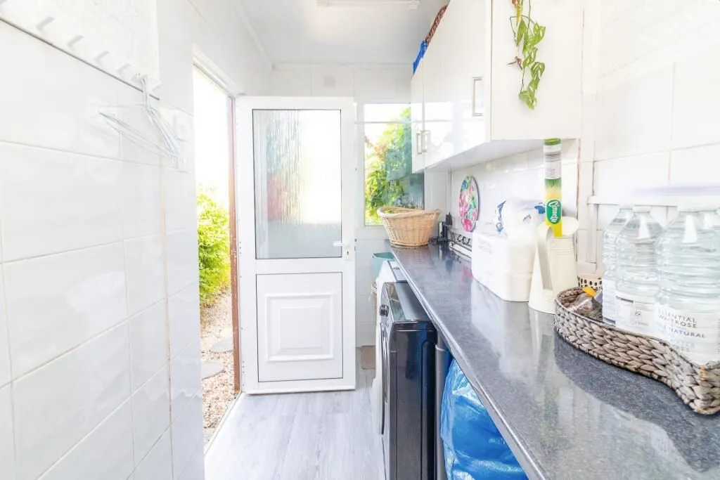 Toddington, Dunstable, Bedfordshire, LU5 6DE - Online Auctions
