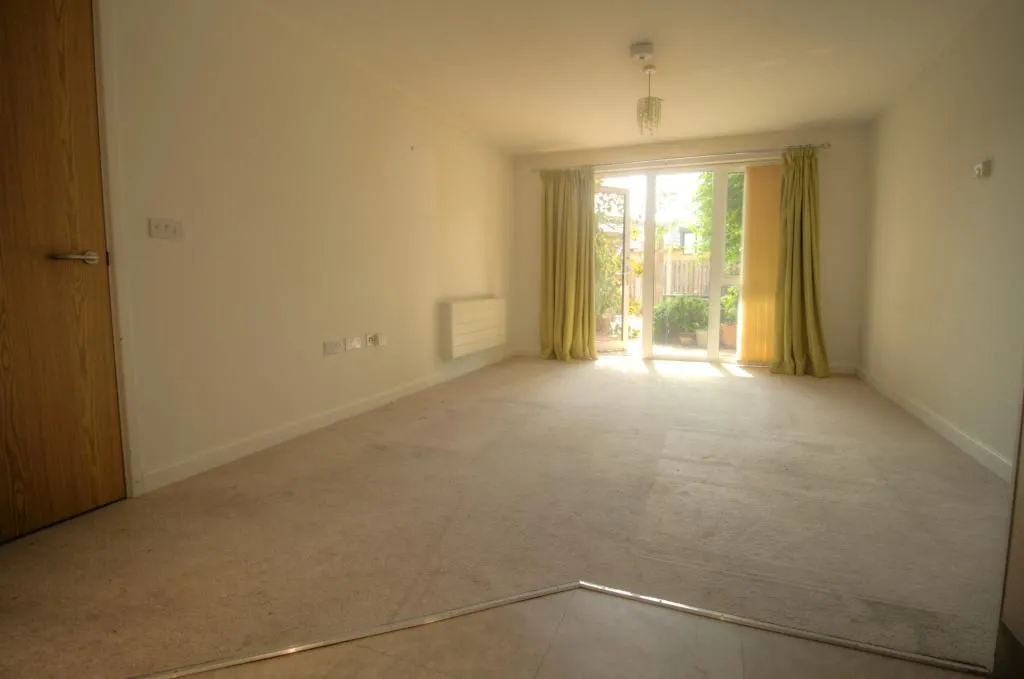 The Orangery, Buxton Drive, BEXHILL-ON-SEA, East Sussex, TN39 4FA - Online Properties