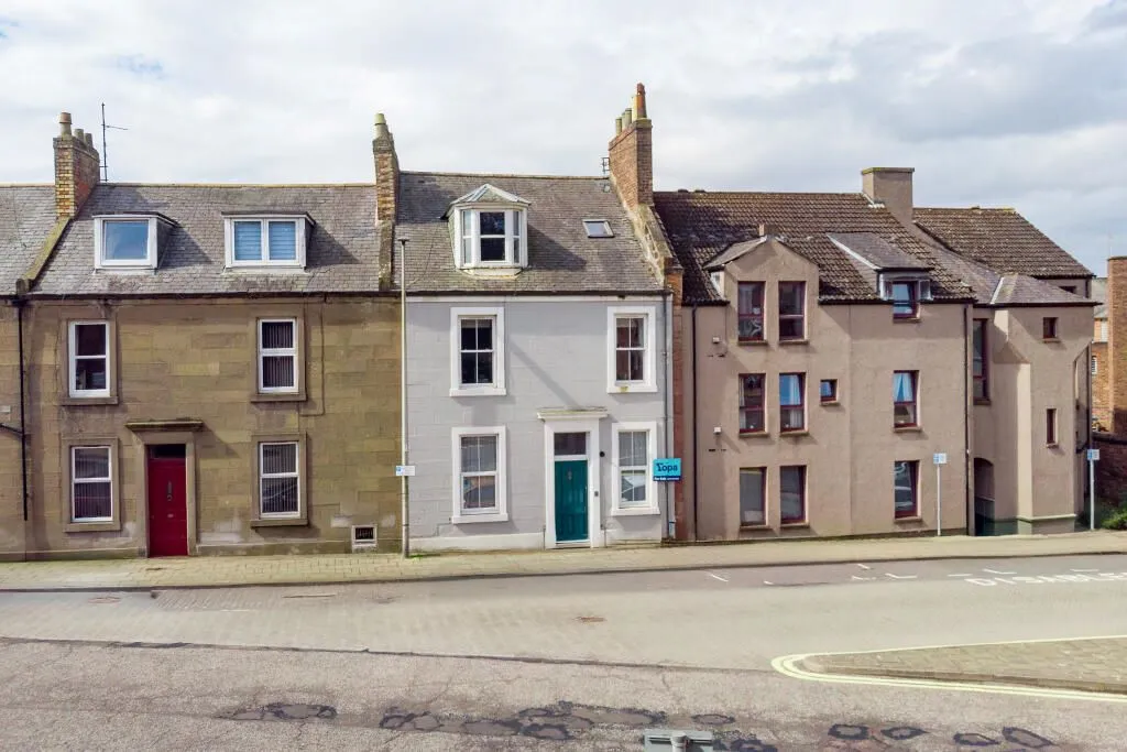 Arbroath, Angus, DD11 1AF - Online Properties
