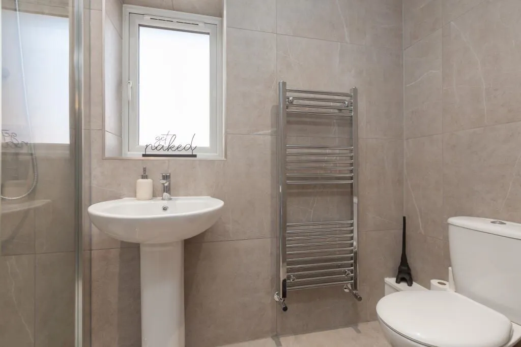 Preston, Lancashire, PR1 5BJ - Online Properties