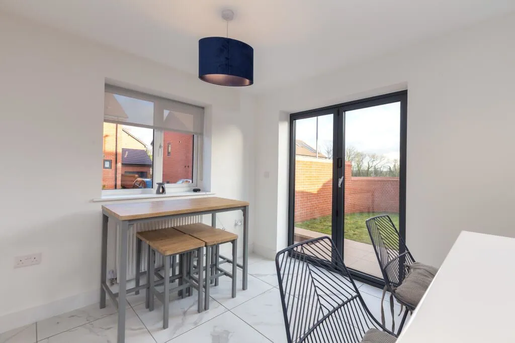 Preston, Lancashire, PR1 5BJ - Online Properties