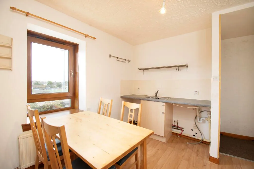 15 Union Street, Montrose, Angus, DD10 8PZ - Online Properties