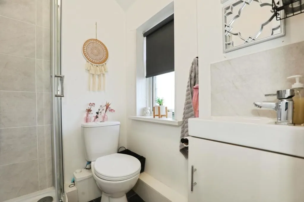 Stoke-on-Trent, Staffordshire, ST4 3QJ - Online Properties