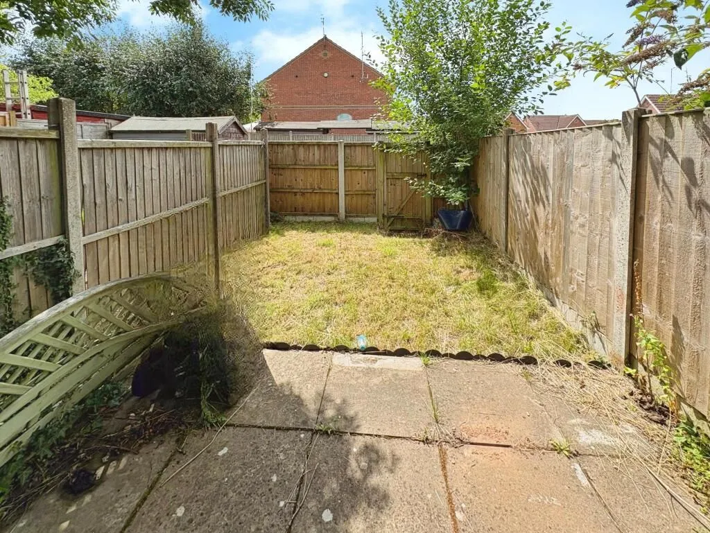 Uttoxeter, Staffordshire, ST14 8UE - Online Properties