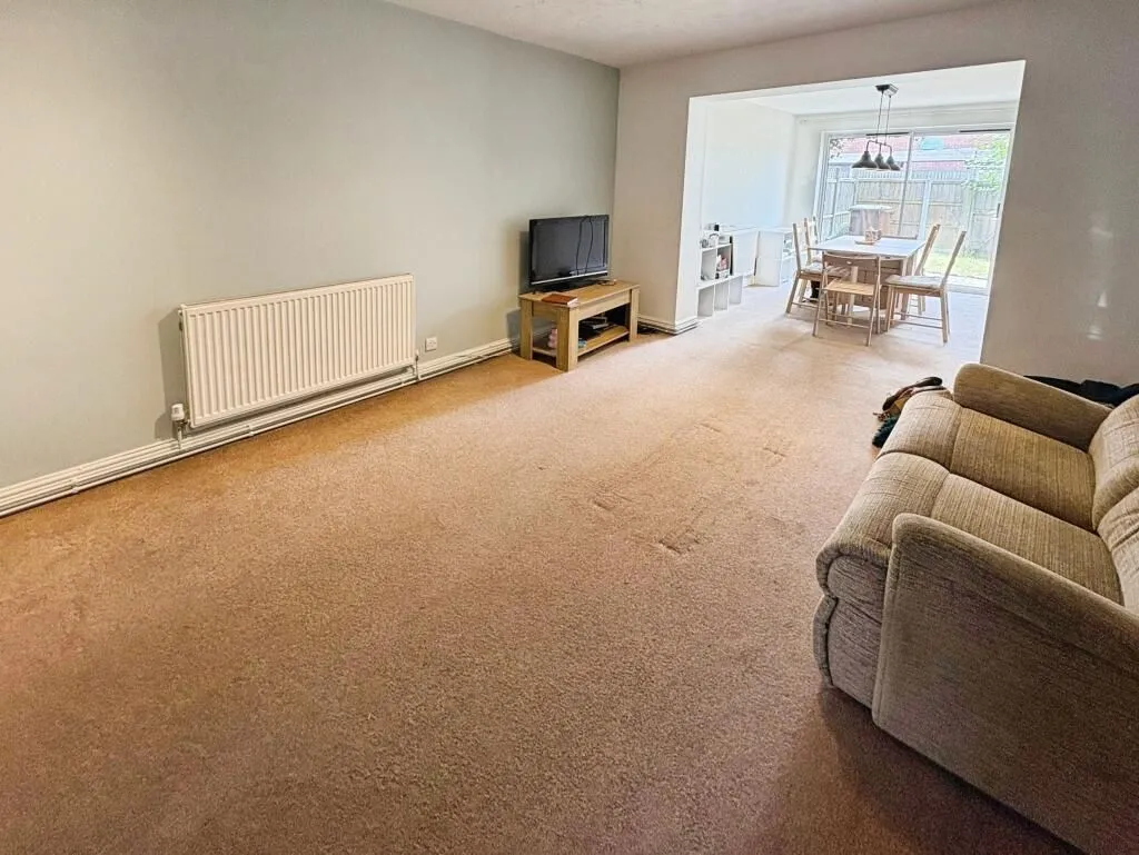 Uttoxeter, Staffordshire, ST14 8UE - Online Properties