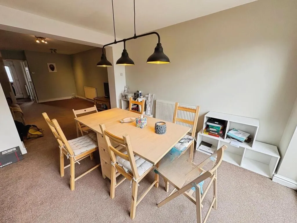 Uttoxeter, Staffordshire, ST14 8UE - Online Properties