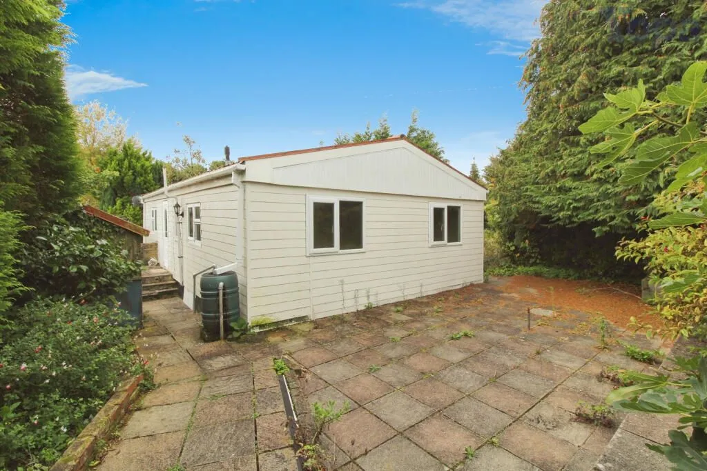 Bridport Road, Dorchester, Dorset, DT2 9DS - Online Properties