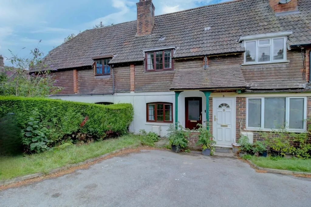 Forest Row, East Sussex, RH18 5AY - Online Properties