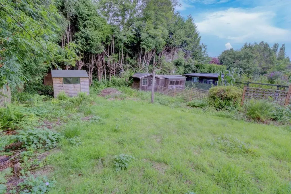 Forest Row, East Sussex, RH18 5AY - Online Properties