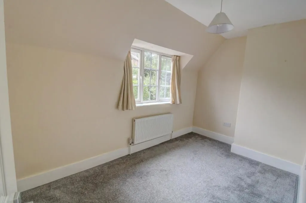 Forest Row, East Sussex, RH18 5AY - Online Properties