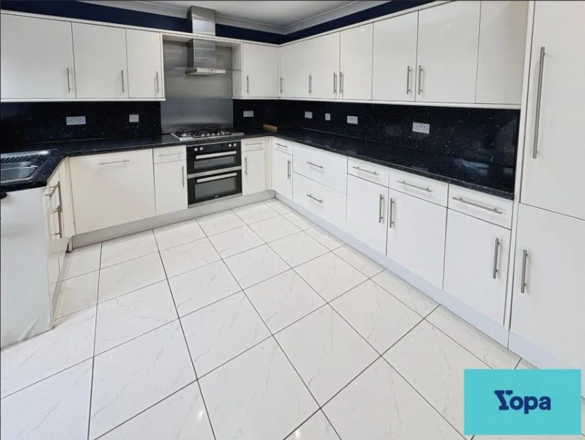 Stoke-on-Trent, Staffordshire, ST3 7RY - Online Properties