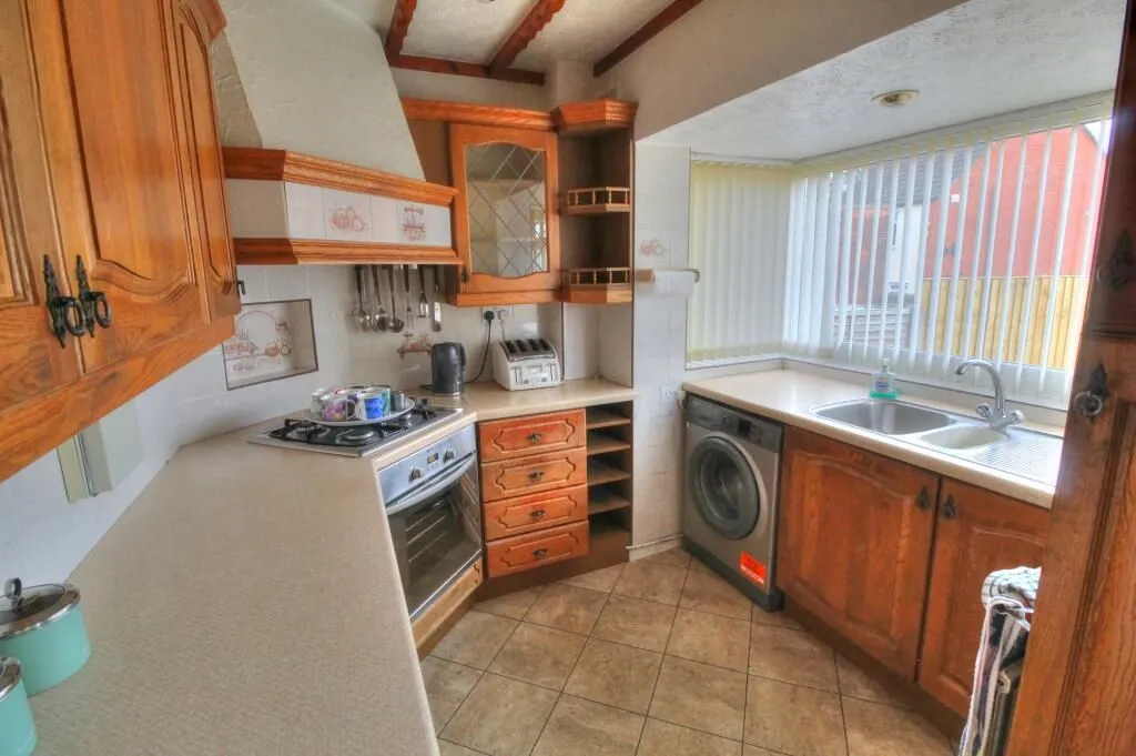 Stourbridge, West Midlands, DY9 8DG - Online Properties