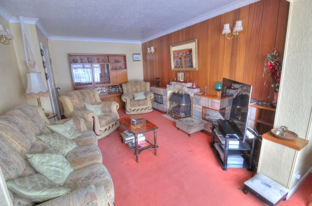 Stourbridge, West Midlands, DY9 8DG - Online Properties