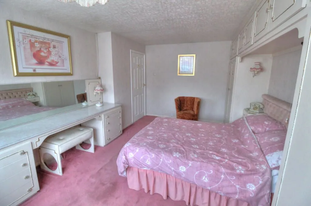 Stourbridge, West Midlands, DY9 8DG - Online Properties