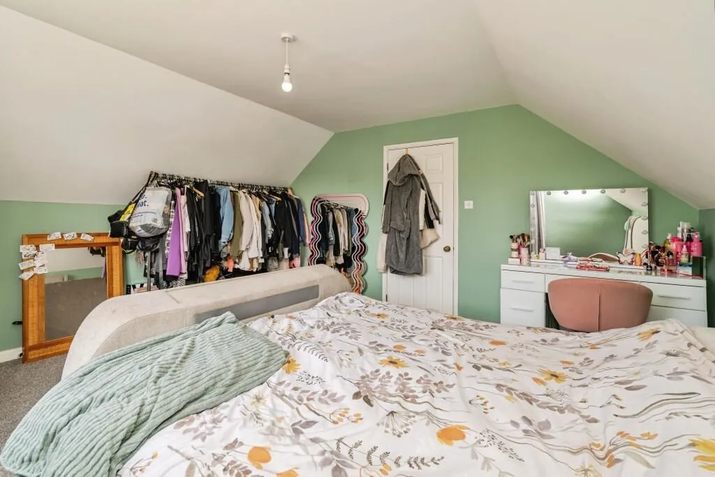 Rackheath, Norwich, Norfolk, NR13 6QP - Online Properties