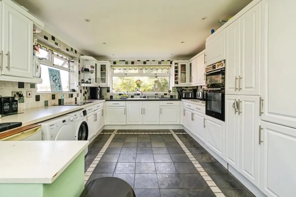 Rackheath, Norwich, Norfolk, NR13 6QP - Online Properties