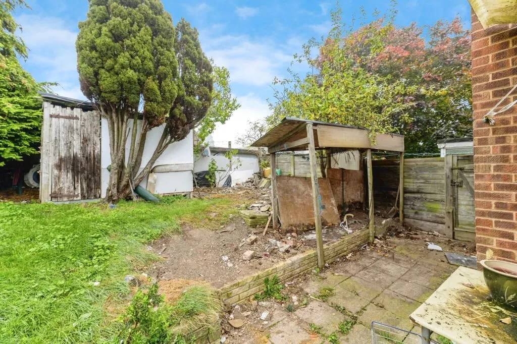 Hill Top, West Bromwich, West Midlands, B70 0HW - Online Properties
