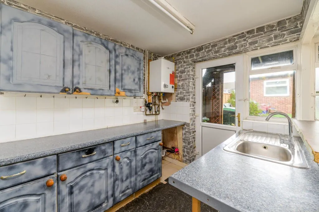 Hill Top, West Bromwich, West Midlands, B70 0HW - Online Properties