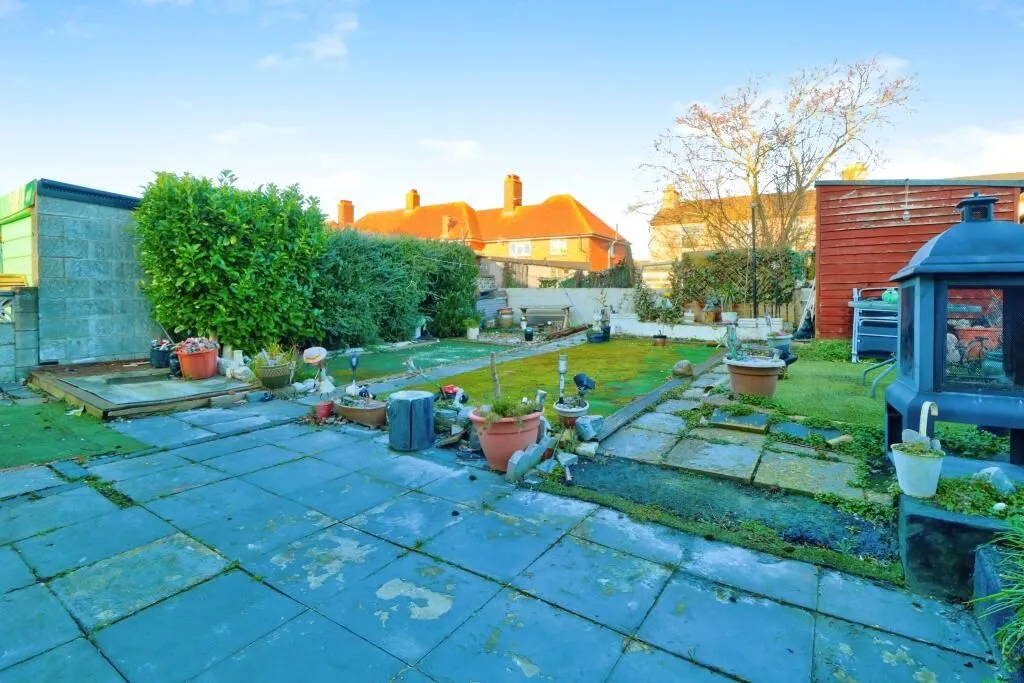 Hersden, Canterbury, Kent, CT3 4EZ - Online Properties