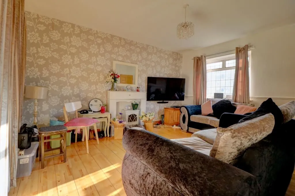 Hersden, Canterbury, Kent, CT3 4EZ - Online Properties