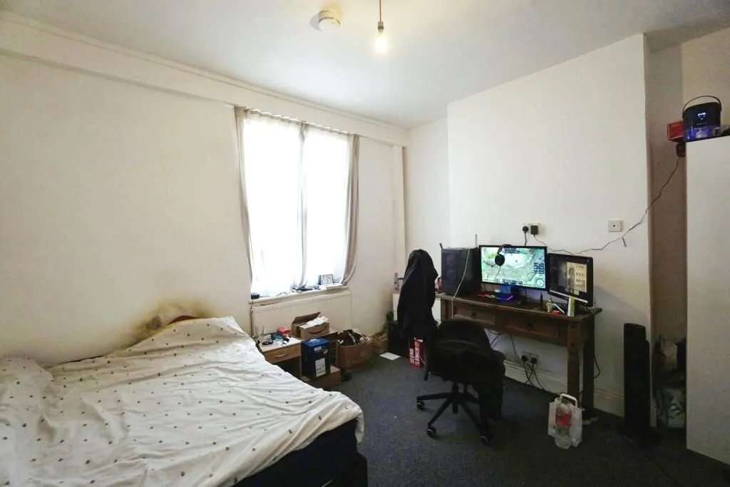 Wolverhampton, West Midlands, WV3 0LG - Online Properties