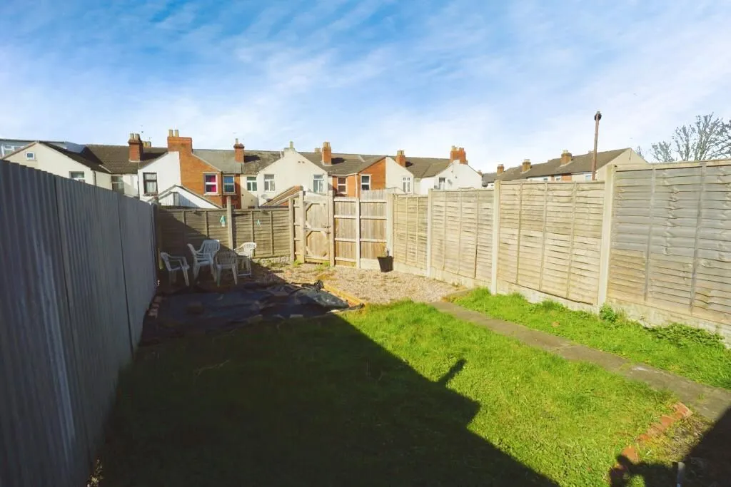 Wolverhampton, West Midlands, WV3 0LG - Online Properties