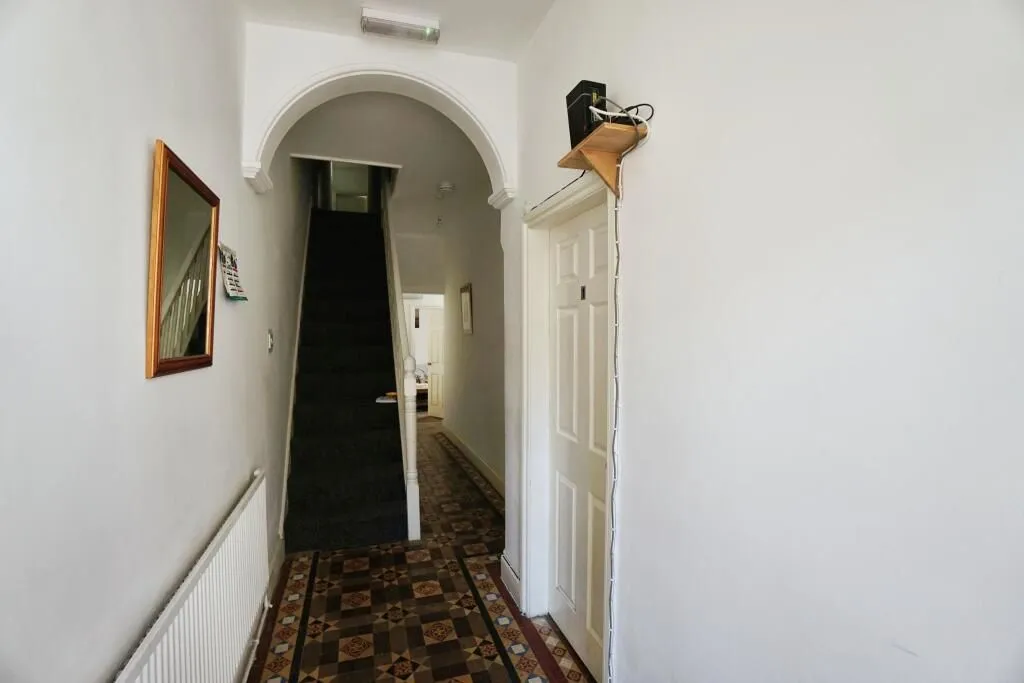 Wolverhampton, West Midlands, WV3 0LG - Online Properties