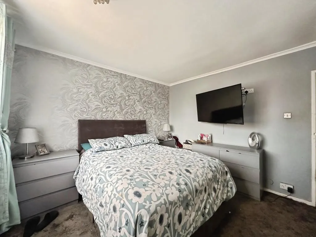 Morley, Leeds, West Yorkshire, LS27 8SP - Online Properties