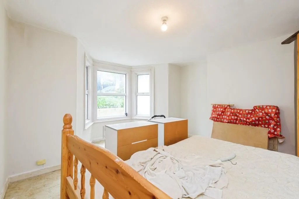 Margate, Kent, CT9 5AU - Online Properties