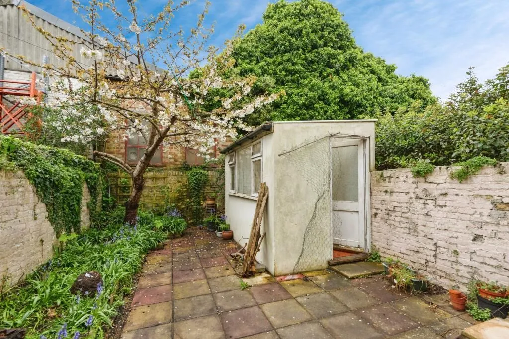 Margate, Kent, CT9 5AU - Online Properties