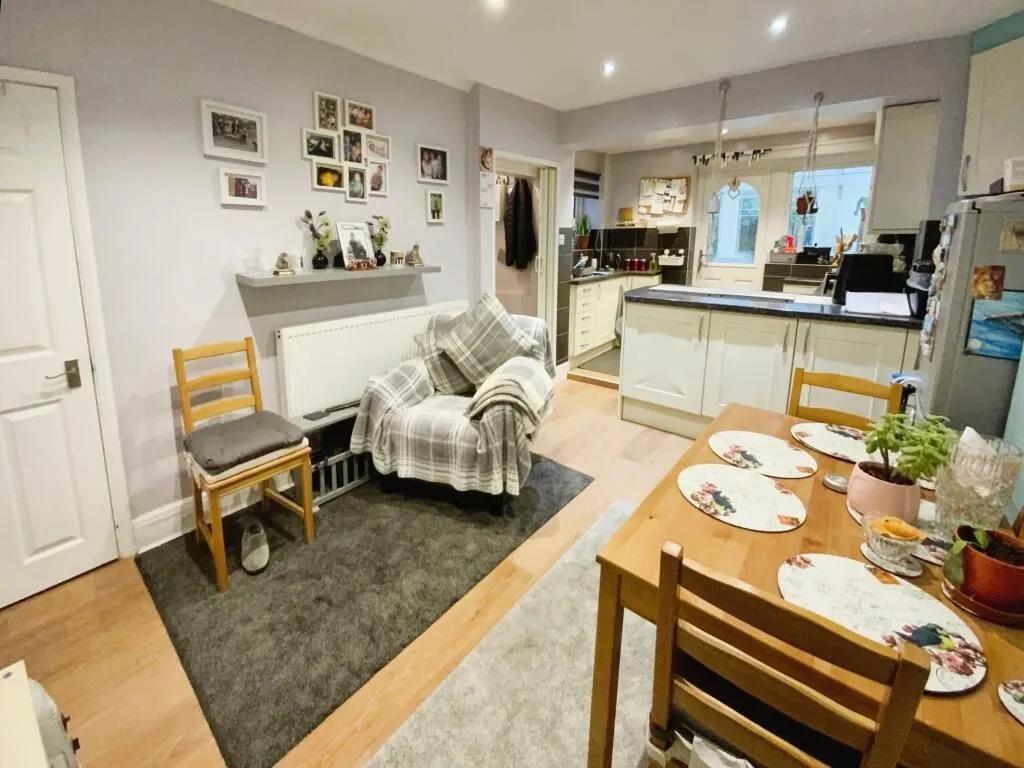 Sandiacre, Nottingham, Nottinghamshire, NG10 5JD - Online Properties