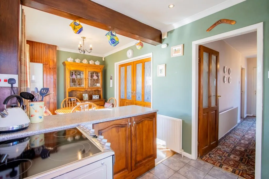 Outwood, Wakefield, West Yorkshire, WF1 2JY - Online Properties