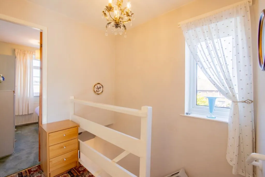 Outwood, Wakefield, West Yorkshire, WF1 2JY - Online Properties