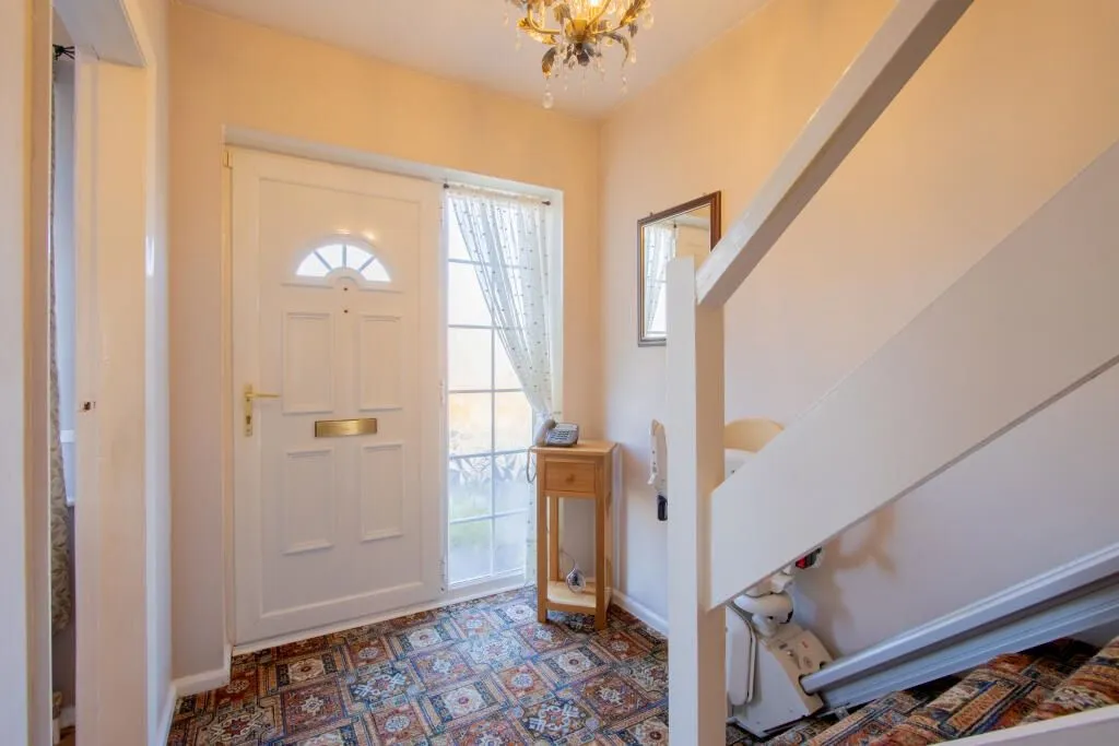 Outwood, Wakefield, West Yorkshire, WF1 2JY - Online Properties