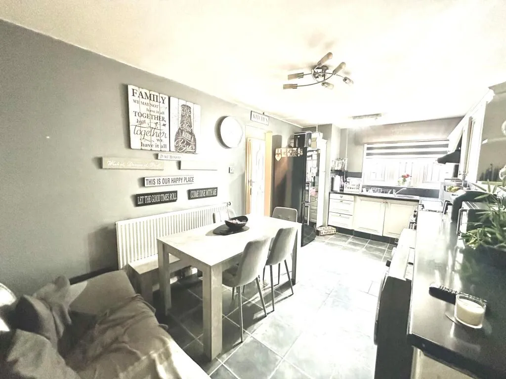 Sheffield, South Yorkshire, S9 5GJ - Online Properties