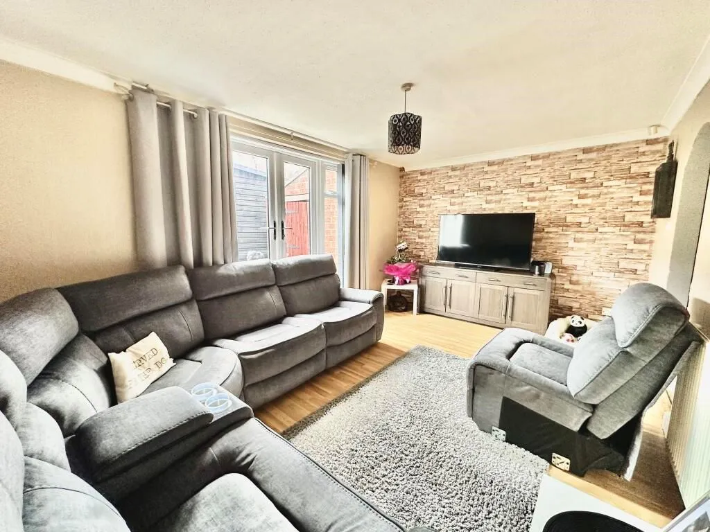 Sheffield, South Yorkshire, S9 5GJ - Online Properties