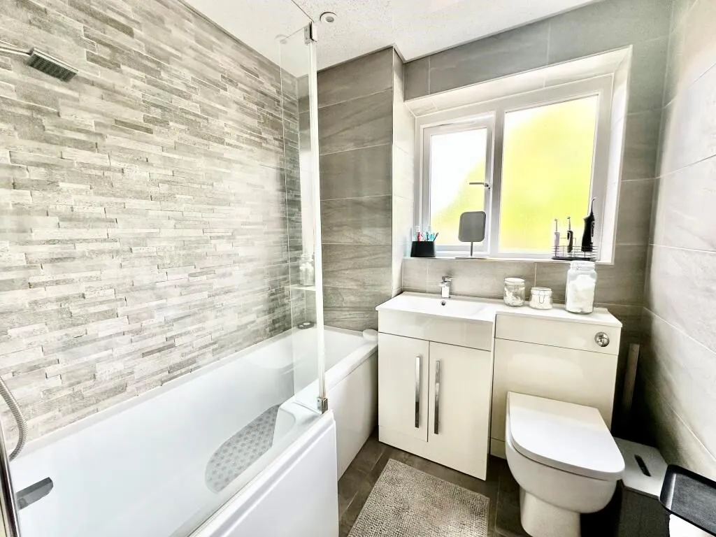 Sheffield, South Yorkshire, S9 5GJ - Online Properties